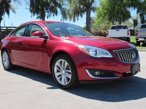 Used 2025 BMW X6 M Competition w/ Executive Package image 29