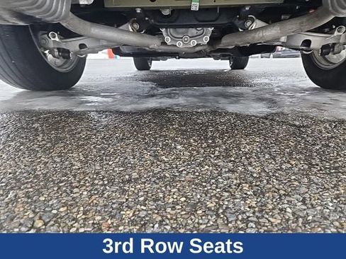 Used 2022 Ford Explorer Limited w/ Limited Technology Package image 14