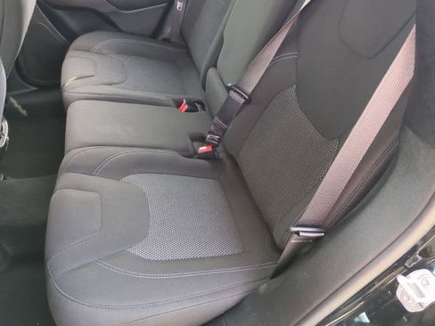 Used 2020 Jeep Cherokee Latitude image 20