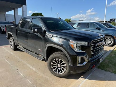 Used 2020 GMC Sierra 1500 AT4 w/ AT4 Premium Package image 2