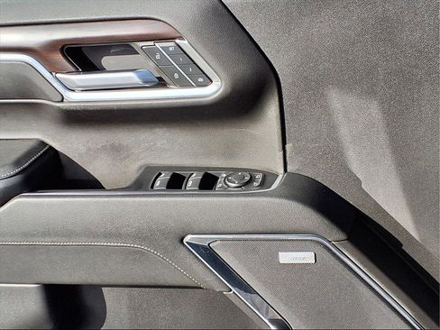 Used 2024 GMC Sierra 1500 SLT w/ SLT Premium Package image 16