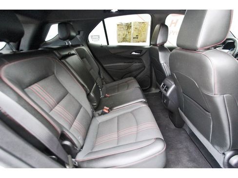 Used 2024 Chevrolet Equinox RS FWD image 10
