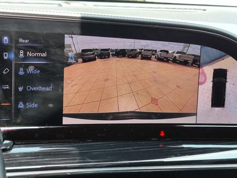 Used 2021 Cadillac Escalade ESV Sport w/ Driver Assist Tech Package AWD/4WD image 32