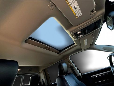 Used 2017 RAM 1500 Sport w/ Convenience Group image 23