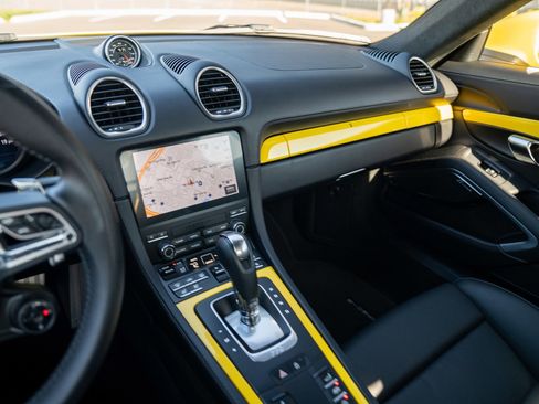 Certified 2025 Porsche 718 Cayman GTS RWD image 18