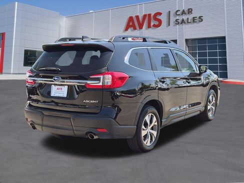 Used 2025 Subaru Ascent Premium AWD/4WD image 6