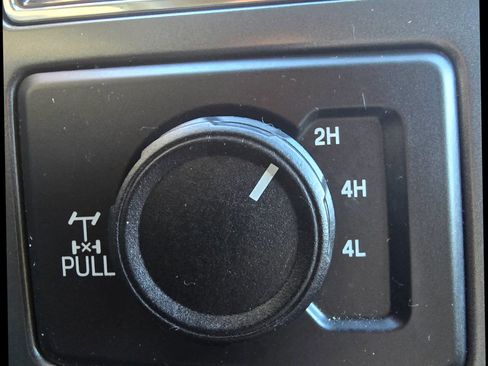 Used 2022 Ford F250 XLT w/ XLT Value Package image 24