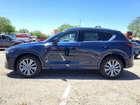 Used 2025 MAZDA CX-5 Signature image 2