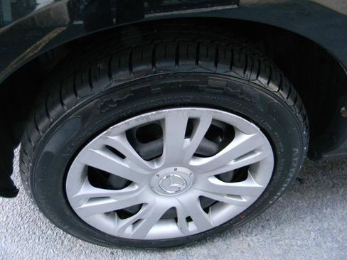 Used 2011 MAZDA MAZDA2 Sport image 23