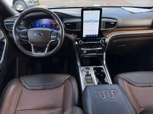Used 2021 Ford Explorer King Ranch w/ Premium Technology Package AWD/4WD image 20