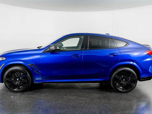 Used 2024 BMW X6 M Competition image 17