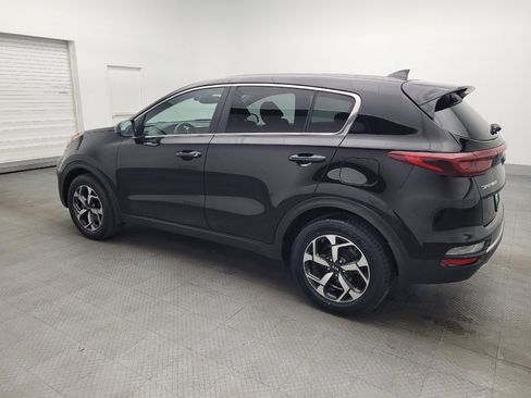 Used 2021 Kia Sportage LX image 3