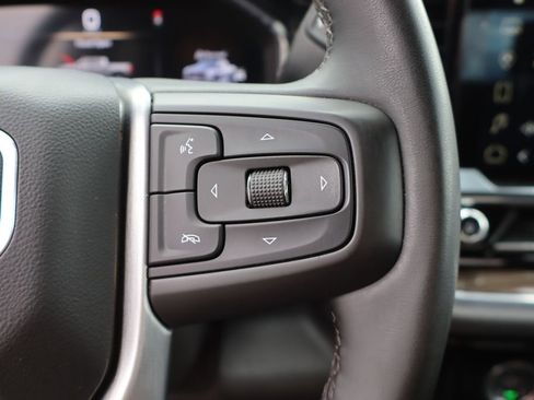 Used 2024 GMC Sierra 1500 Elevation image 15