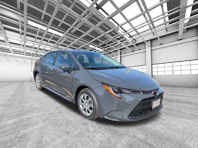 Used 2027 Toyota Corolla LE FWD image 1