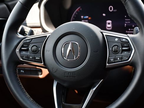 Certified 2026 Acura MDX FWD w/ Technology Package image 24