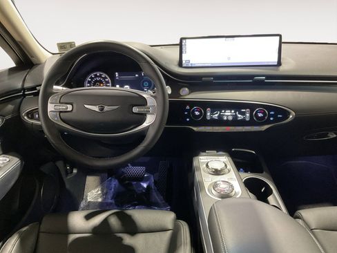 Used 2023 Genesis GV70 2.5T w/ Select Package image 16