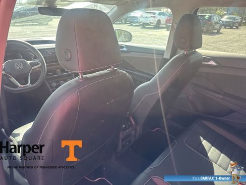 Used 2023 Volkswagen Taos SEL image 11