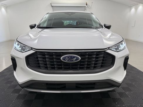 Used 2025 Ford Escape Active image 2