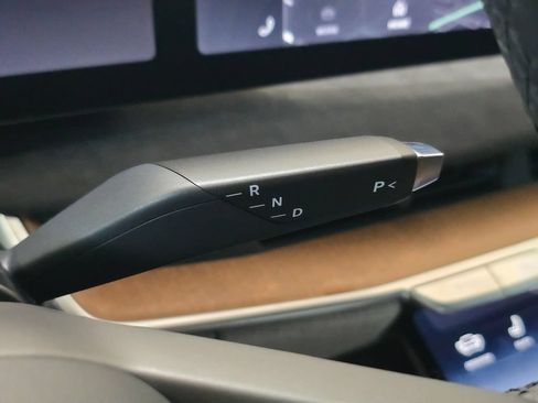 Used 2025 Lucid Air Grand Touring AWD/4WD image 17