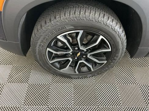 Used 2021 Chevrolet TrailBlazer ACTIV w/ Sun and Liftgate Package image 31