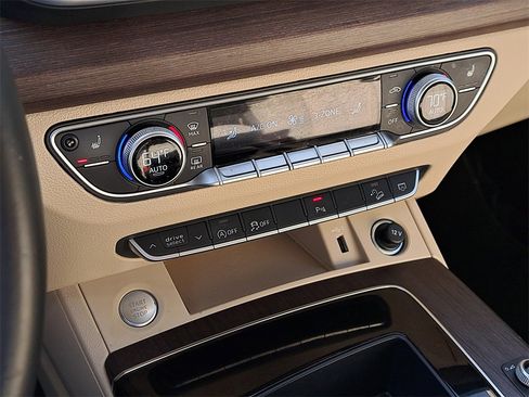 Certified 2023 Audi Q5 2.0T Premium w/ Convenience Package image 14