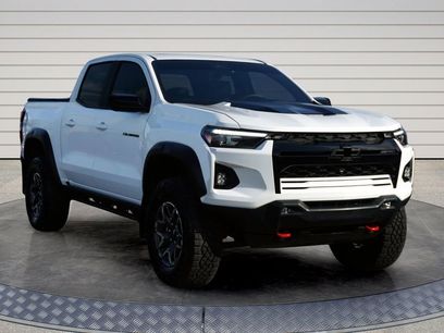 Used 2024 Chevrolet Colorado ZR2 w/ Technology Package