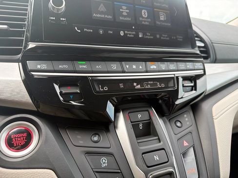 New 2026 Honda Odyssey EX-L image 10