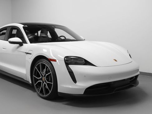 Certified 2023 Porsche Taycan RWD image 9