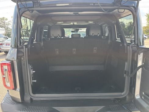 Used 2025 Ford Bronco Badlands AWD/4WD image 13