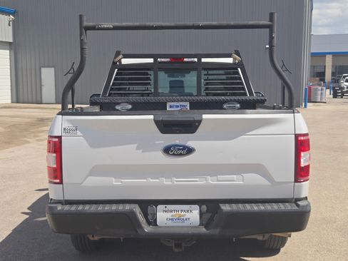Used 2018 Ford F150 XL RWD image 4