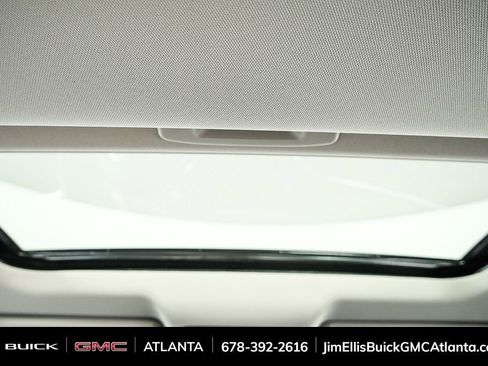 Used 2023 Nissan Altima 2.5 SR w/ SR Premium Package image 22