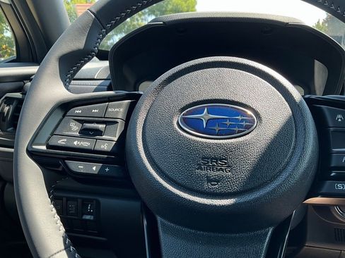 Used 2025 Subaru Forester Premium image 22