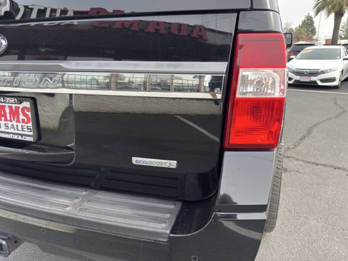 Used 2017 Ford Expedition Limited image 29