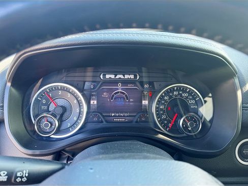Used 2023 RAM 1500 Laramie image 12