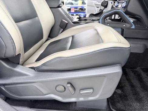 Used 2024 Ford Bronco Wildtrak AWD/4WD image 35