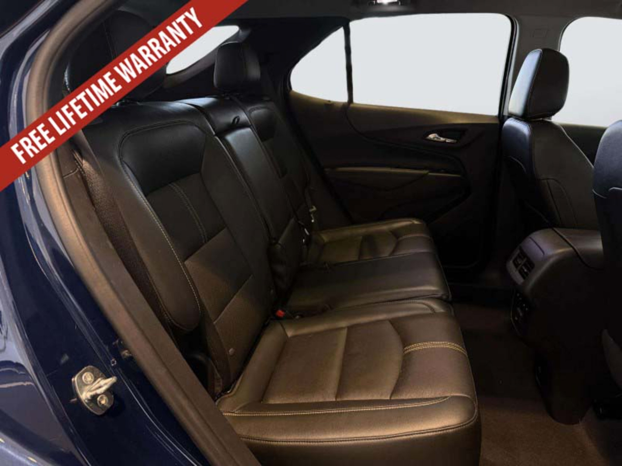 Used 2022 Chevrolet Equinox Premier AWD/4WD image 37