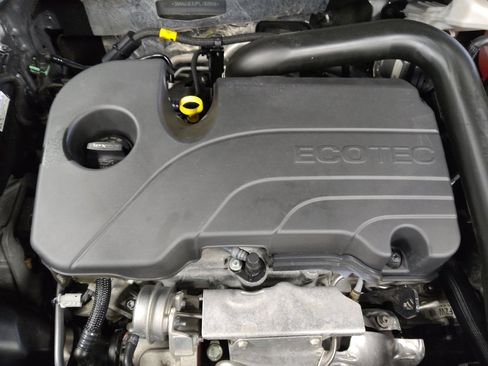 Used 2023 Chevrolet Equinox LT AWD/4WD image 30