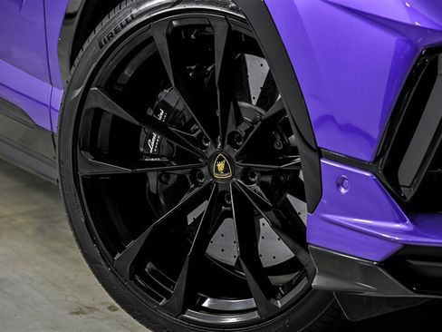 Used 2024 Lamborghini Urus S AWD/4WD image 3