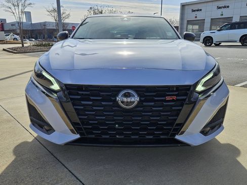 Used 2023 Nissan Altima 2.5 SR image 9