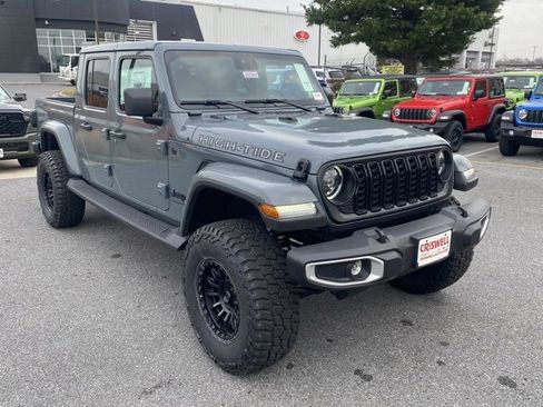 New 2025 Jeep Gladiator High Tide image 2