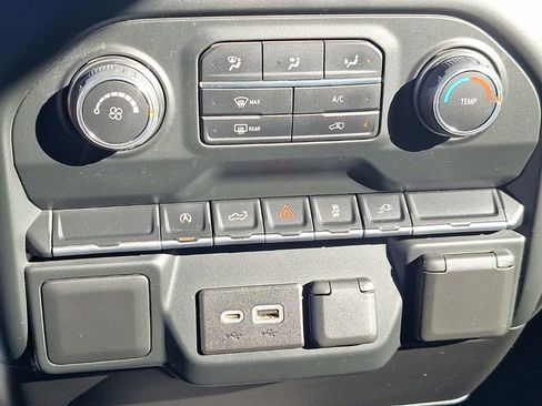 Used 2022 Chevrolet Silverado 1500 Custom w/ Safety Confidence Package image 44