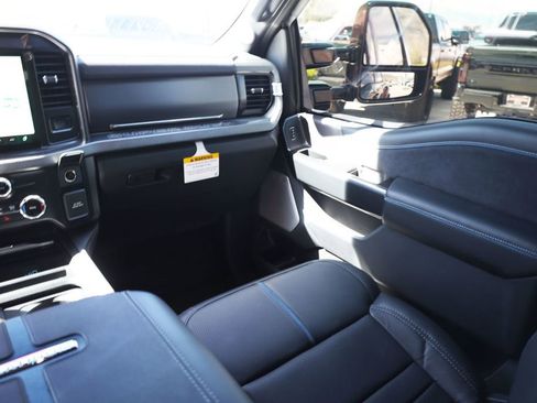 Used 2026 Ford F450 Platinum w/ FX4 Off-Road Package AWD/4WD image 19
