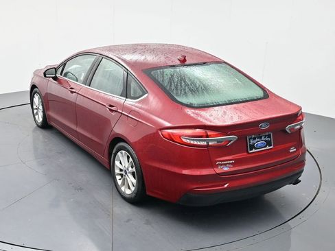 Used 2019 Ford Fusion SE FWD image 39