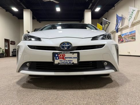 Used 2022 Toyota Prius XLE AWD/4WD image 12