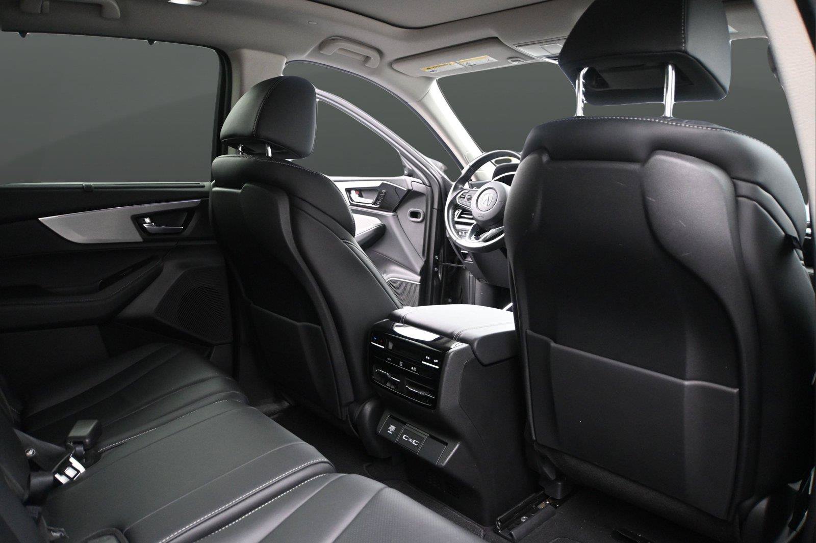 Certified 2024 Acura MDX w/ Technology Package AWD/4WD image 19