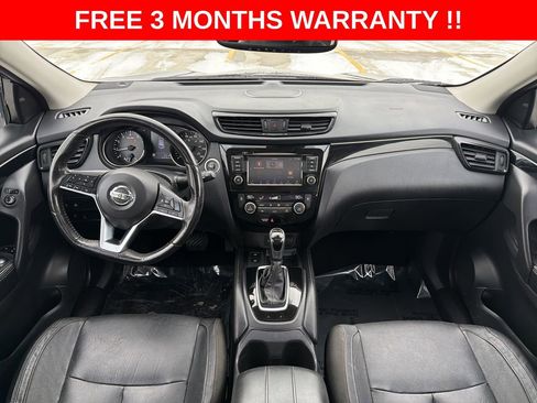 Used 2019 Nissan Rogue Sport SL w/ Premium Package image 38