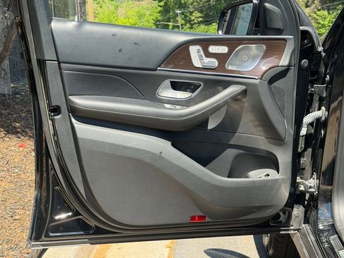 Used 2024 Mercedes-Benz GLE 350 4MATIC w/ 3rd Row Seat Package image 29