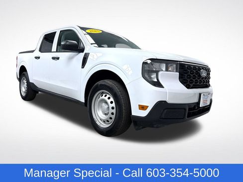 Used 2025 Ford Maverick XL w/ Equipment Group 101A AWD/4WD image 1