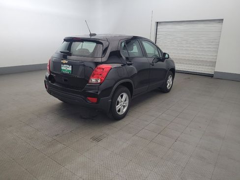 Used 2019 Chevrolet Trax LS w/ LPO, Protection Package AWD/4WD image 9