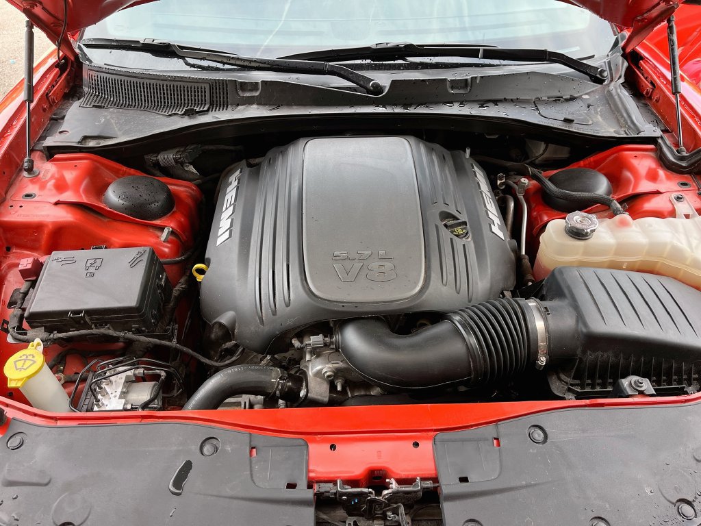 Used 2023 Dodge Charger R/T w/ Plus Group RWD image 32